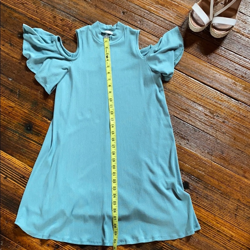 NWT Soprano cold shoulder spring dress in Sage - Picture 4 of 6